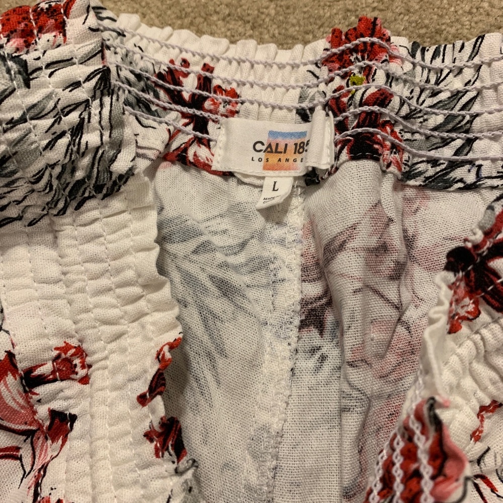 Patterned shorts - Picture 3 of 3